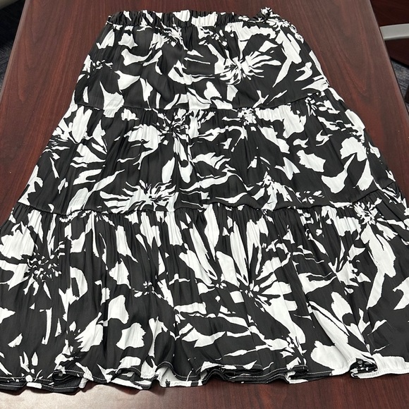 Nine West Black and White Skirt - Picture 3 of 3